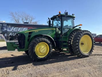 Main image John Deere 8230